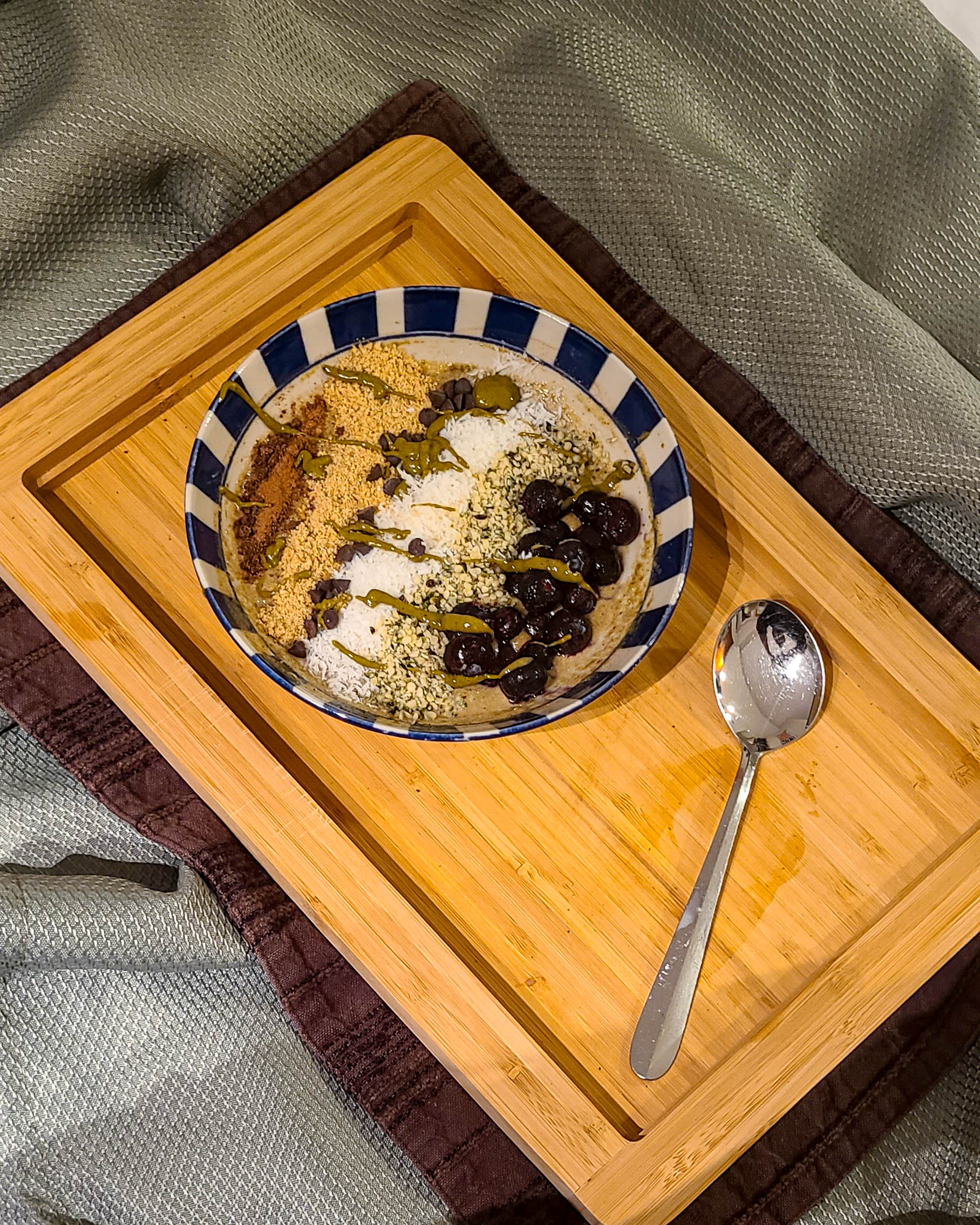 Adaptogenic Smoothie Bowl with Coco Calm